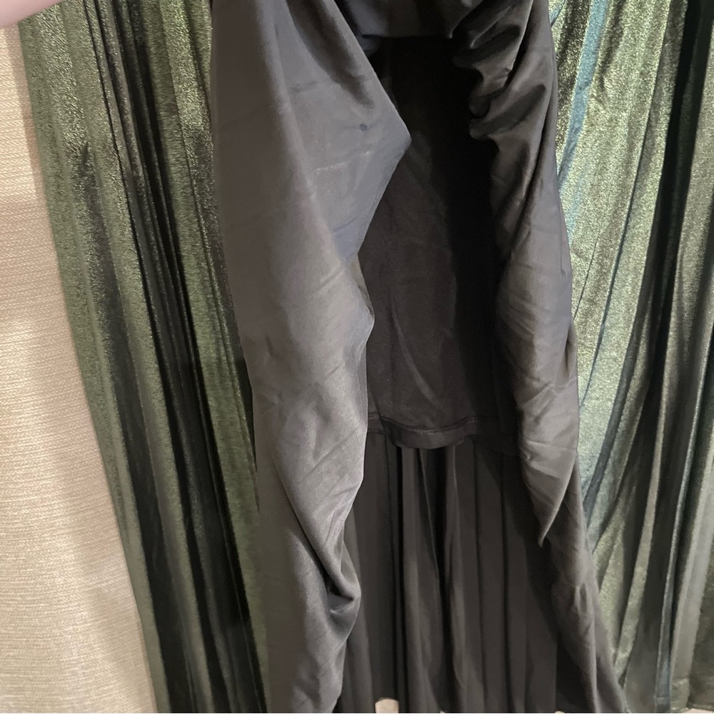 Donna Morgan Metallic Pleated Midi Dress - Green/Black (Size 20W) - Picture 8 of 11